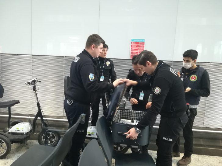 İstanbul Havalimanı'nda 'saka kuşu' operasyonu!  95 bin lira ceza G3