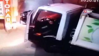 Depreme yakalanan sürücülerin yaşadığı panik kamerada