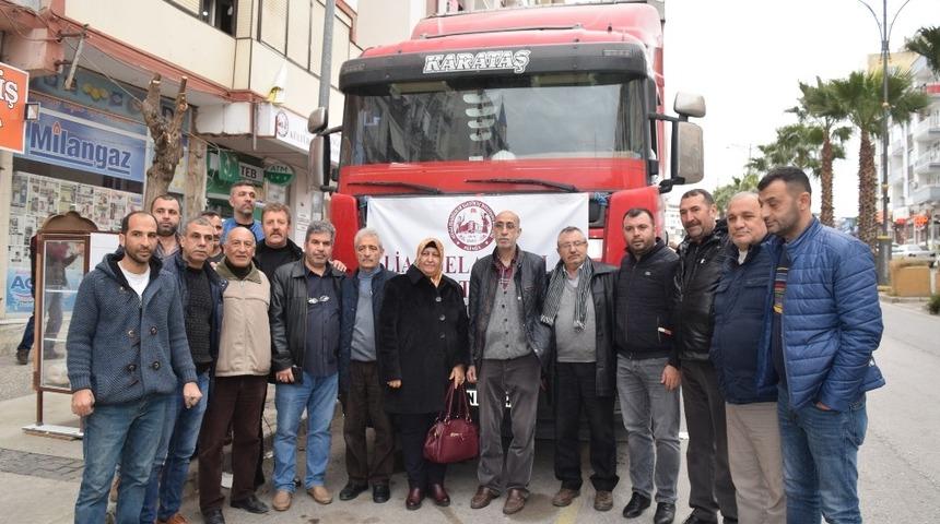 Aliağa’dan deprem bölgesine yardım tırı yola çıktı