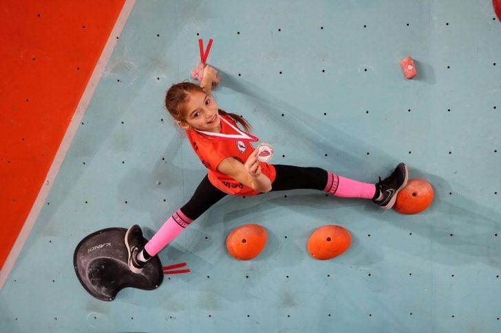 Spor Tırmanış Boulder/Hız 1. Bölge Şampiyonası tamamlandı G1
