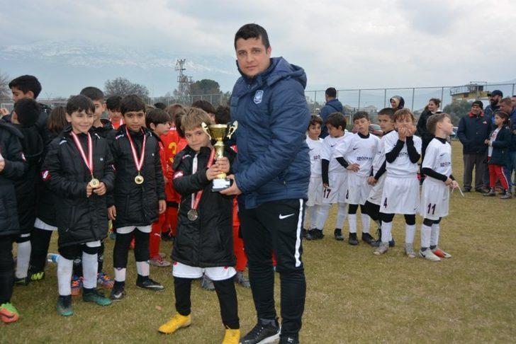 Yunusemre’de 4. Geleneksel Minikler Futbol Turnuvası başladı G4