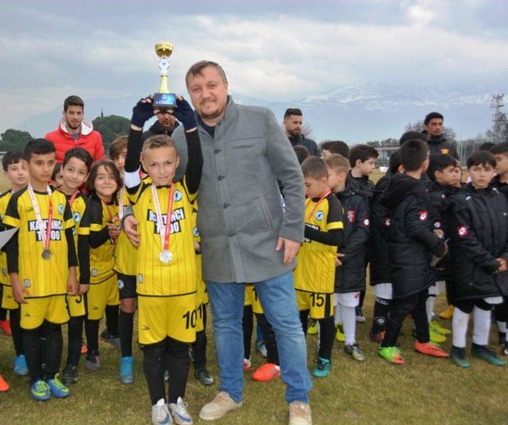 Yunusemre’de 4. Geleneksel Minikler Futbol Turnuvası başladı G5