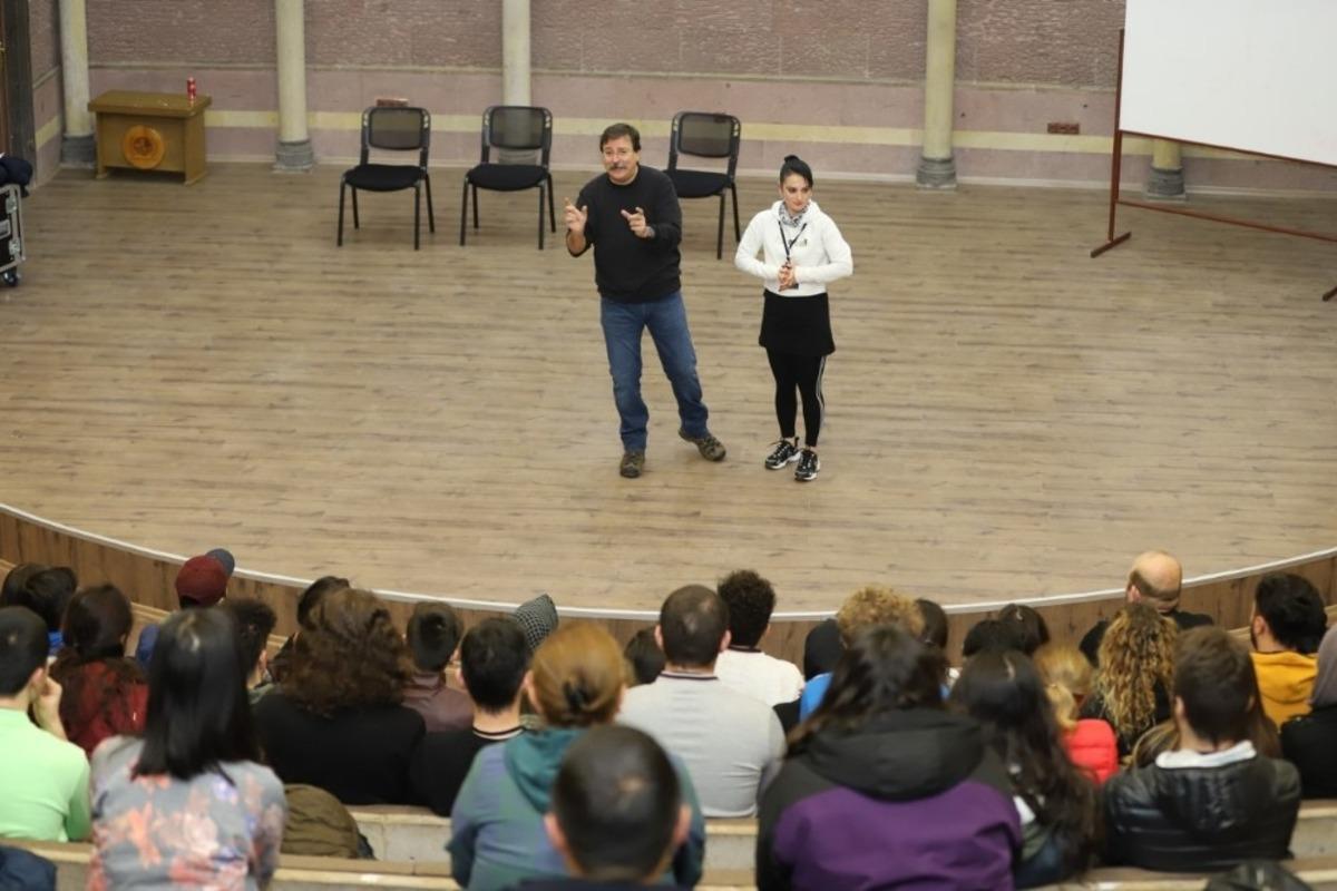 Ustalarla Tiyatro At&ouml;lyesi başladı