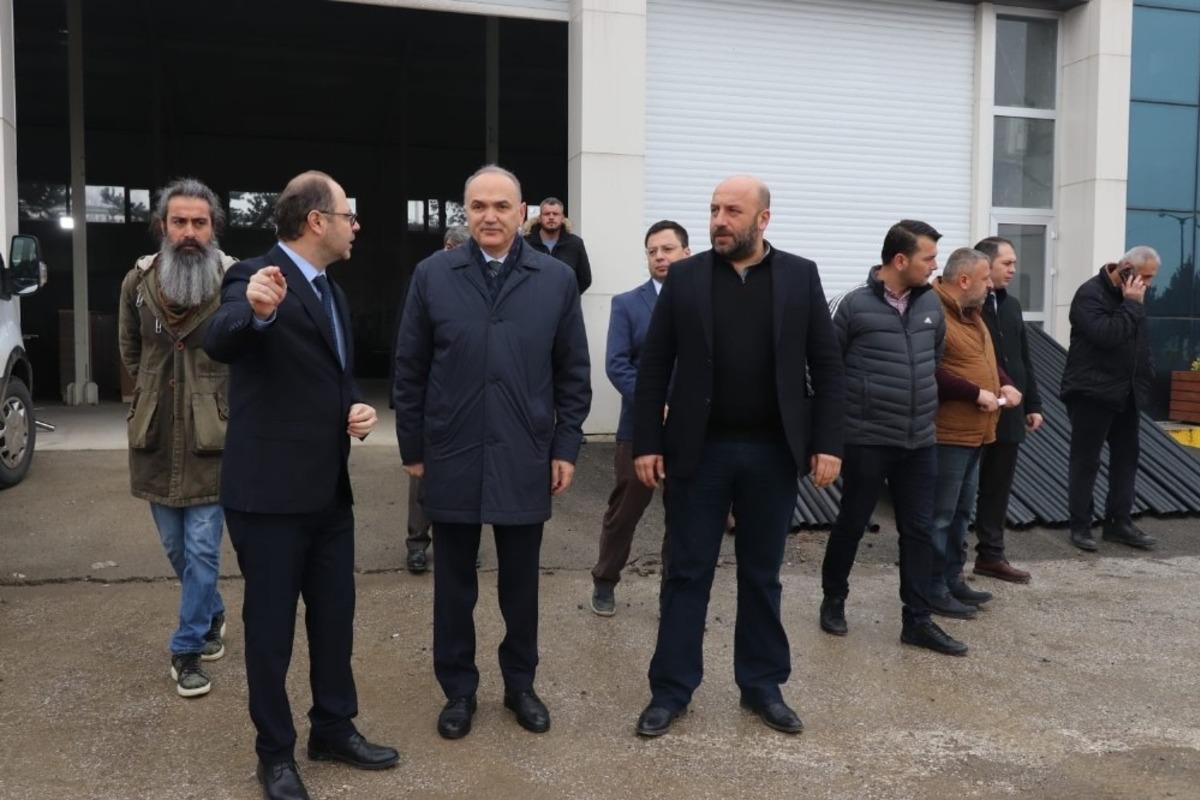 Başkan &Ouml;zl&uuml;, Destek Hizmetlerini gezdi