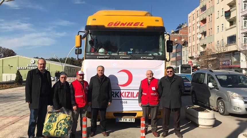 Suluova&rsquo;dan depremzedelere yardım eli