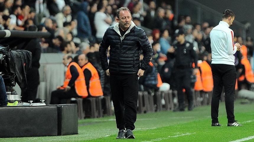 Beşiktaş, Sergen Yalçın'ı KAP'a bildirdi