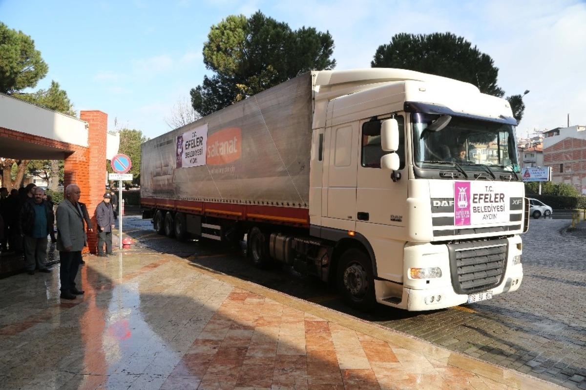 Efeler&rsquo;de toplanan yardımlar deprem b&ouml;lgesine g&ouml;nderildi