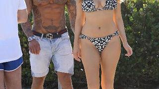 Kelly Brook'un aşktan yana yüzü gülüyor