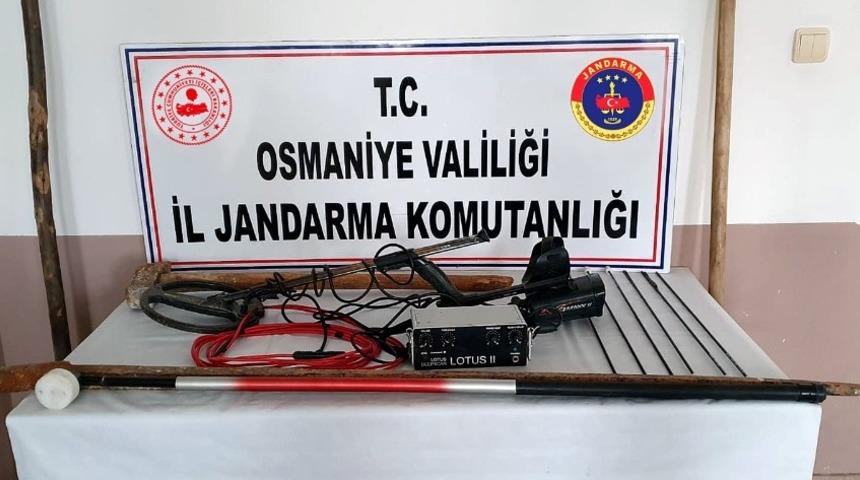 Osmaniye&rsquo;de ka&ccedil;ak kazı yapan 4 kişi yakalandı