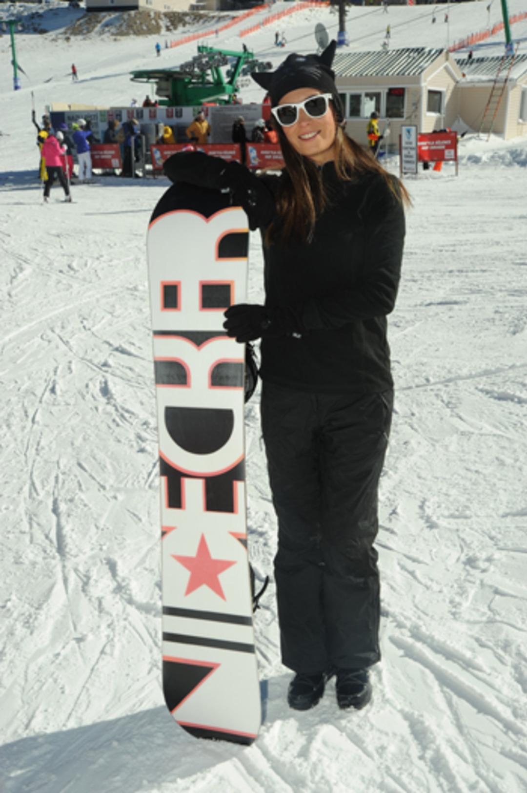 Irmak Atuk kayak dersi alıyor