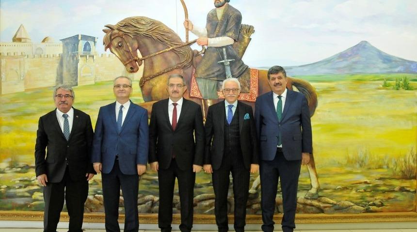 Rekt&ouml;rler Buluşması Sel&ccedil;uk&rsquo;ta yapıldı