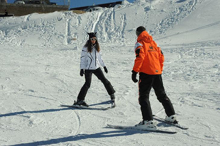 Irmak Atuk kayak dersi alıyor G4