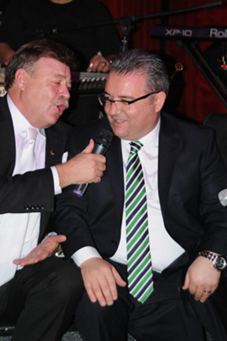 Ünlüler korosu bir arada sahnede G4