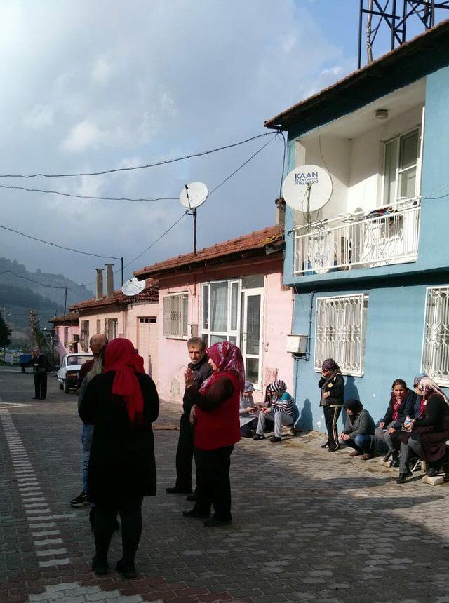 Manisa'da 4.8 büyüklüğünde deprem (2)