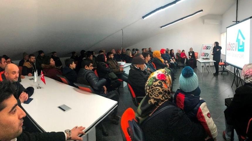 İzmit’te lösemi hastaları için farkındalık oluşturuldu