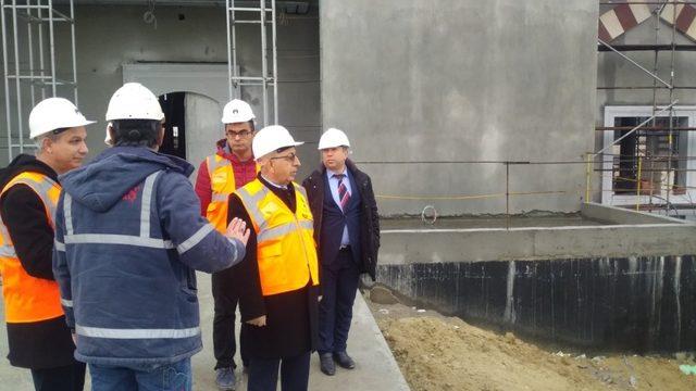 Rektör Murat, 18 Mart İÇDAŞ Ulu Camii inşaatında incelemelerde bulundu