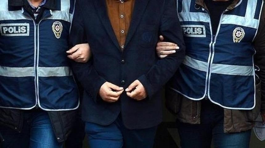 Ş&uuml;pheli ara&ccedil;ta uyuşturucu madde ele ge&ccedil;irildi