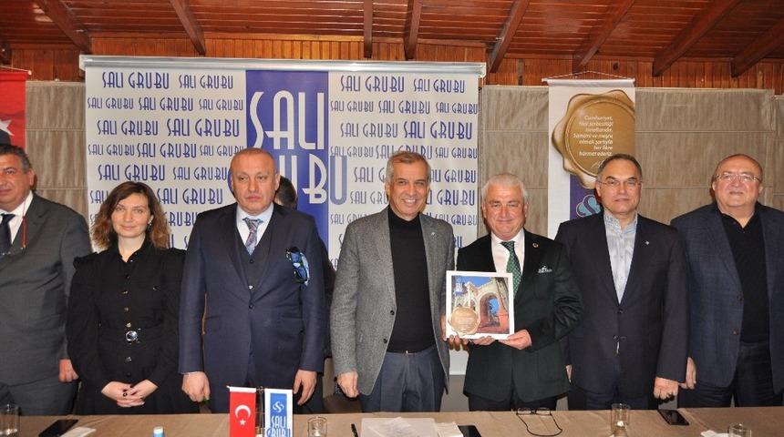 Başkan Geyikçi: "Finike’de turizmi geliştireceğiz"