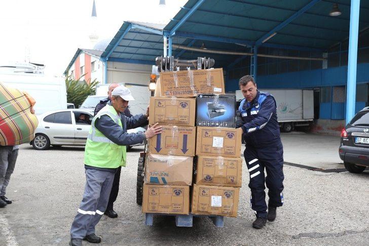 Kepez’in yardım tırı dualarla yola çıktı G5