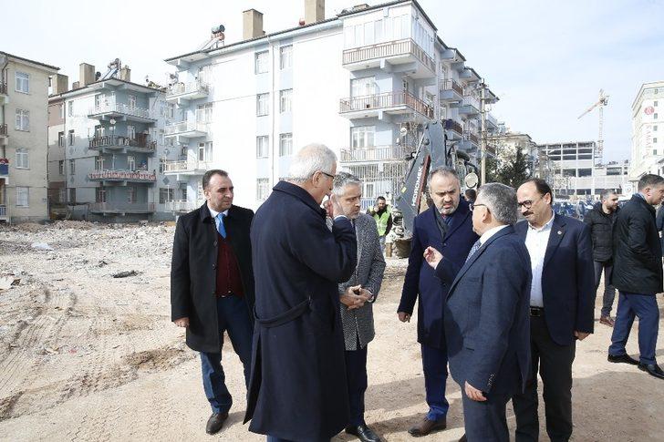 Başkan Büyükkılıç deprem bölgesinde G2