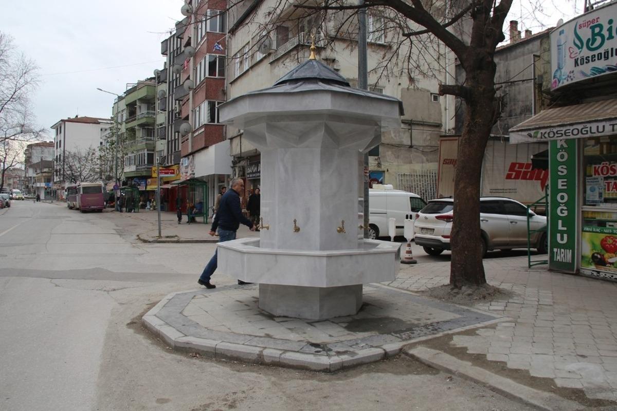 B&uuml;y&uuml;kşehirden &Ccedil;eşme Meydanına &ouml;rnek &ccedil;alışma