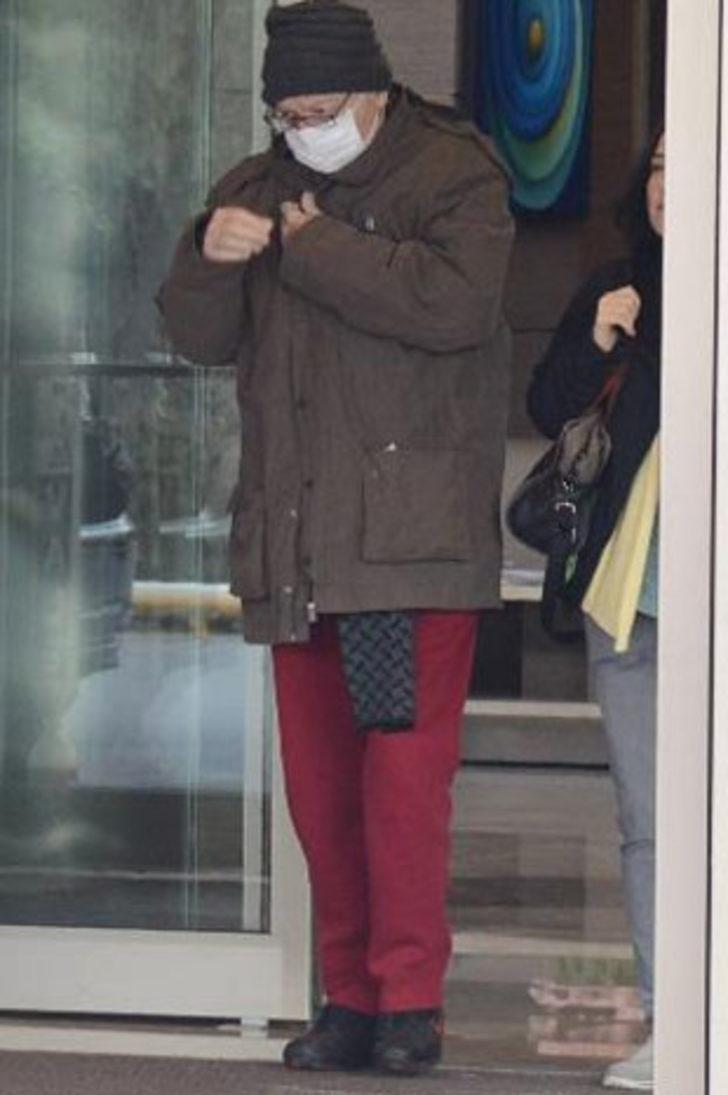 Kayahan'dan sevenlerine mesaj var G3