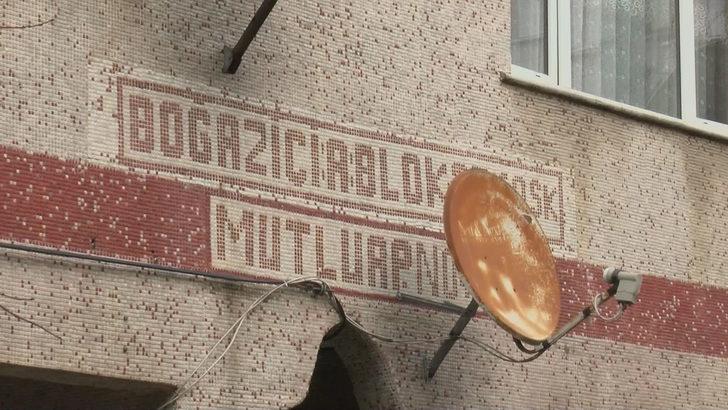 Mühüre rağmen ağır hasarlı binalarına döndüler G4