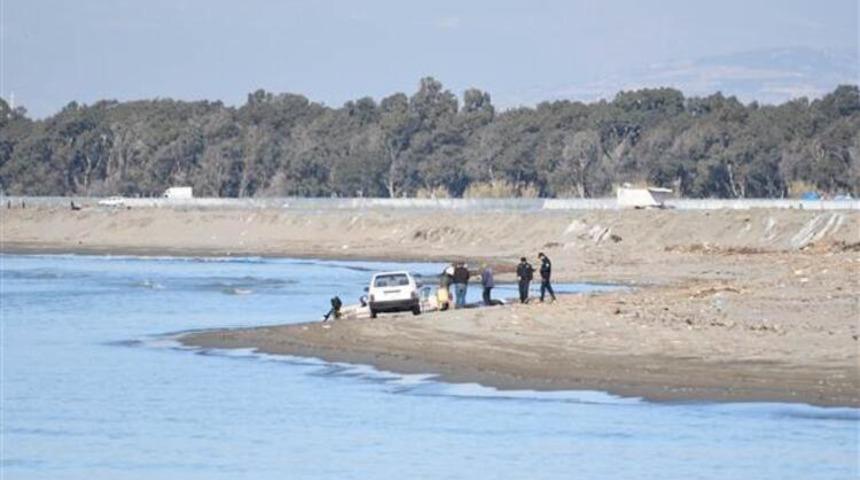 Mersin'de denizde kaybolan bekçiyi arama çalışmaları sürüyor