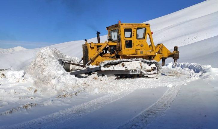 Van Büyükşehir Belediyesinden ‘karla mücadele’ açıklaması G2