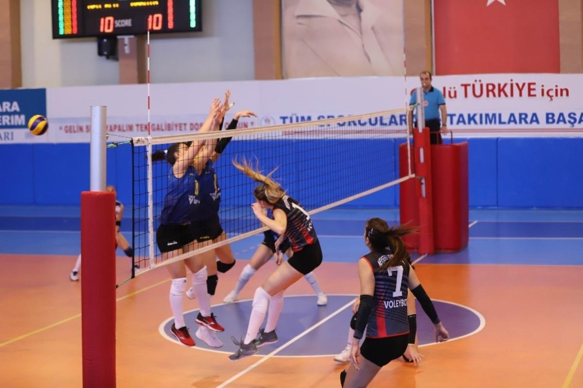 TVF Kadınlar 1. Lig: Nevşehir Belediyespor: 2 Mardin B&uuml;y&uuml;kşehir Başakspor:3