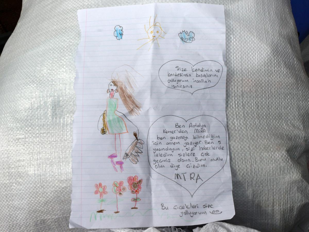 Depremzedelere kazak g&ouml;nderen 5 yaşındaki Mira'dan duygusal mektup