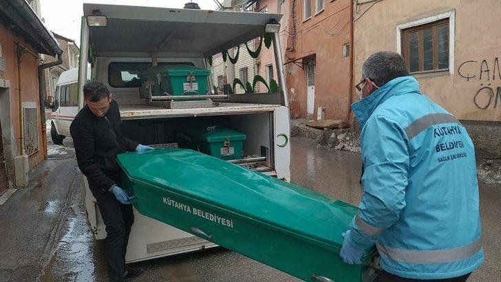 Kütahya’da korkunç olay! 6 ay boyunca köpekler cesedini parçalayıp yemiş! G1