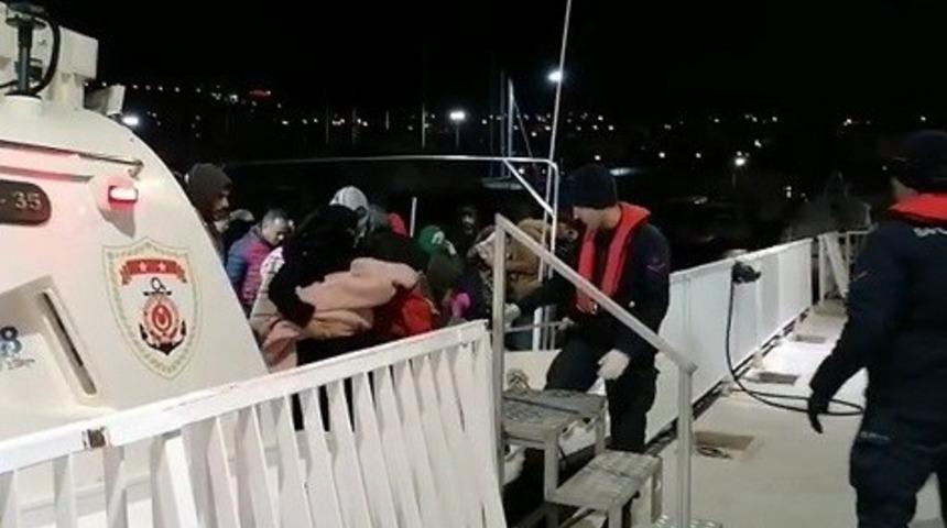 Kuşadası&rsquo;nda  2 ayrı operasyonda 109 d&uuml;zensiz g&ouml;&ccedil;men yakalandı