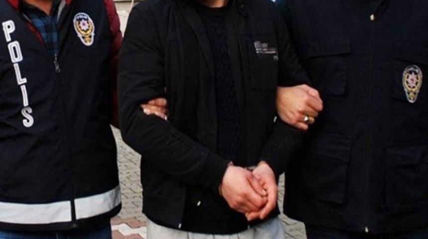 FETÖ’den aranan eski öğretmen kaçak olarak öğretmenlik yaparken yakalandı