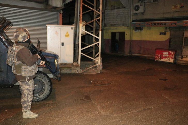 Adana'da şafak vakti DEAŞ operasyonu! Çok sayıda gözaltı var G4