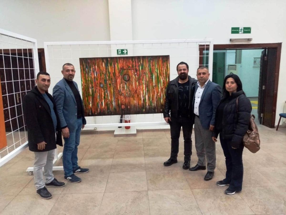 Ressam Safter &Ccedil;evirgen 4. kişisel sergisini a&ccedil;tı