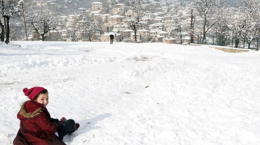 Doğu&rsquo;da 2 ilde kar yağışı bekleniyor