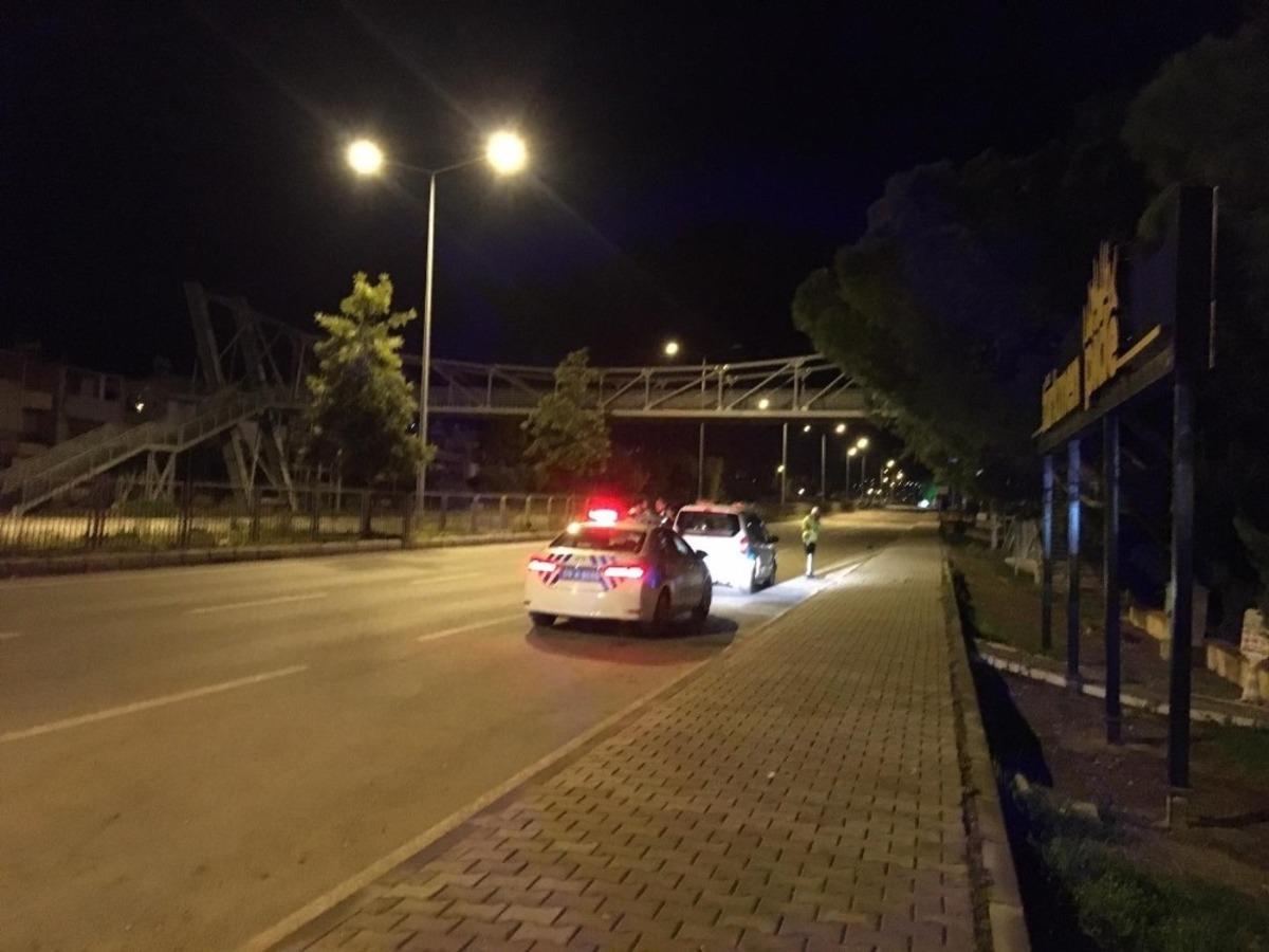 Kuşadası&rsquo;nda hırsız dehşeti! Baltayla &ouml;ld&uuml;rd&uuml;