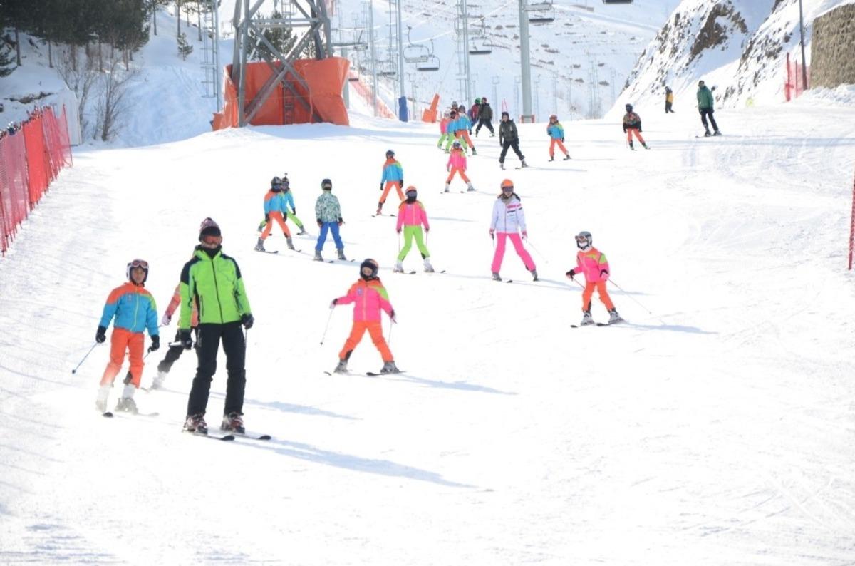 Paland&ouml;ken Belediyesi kış sporlarına odaklandı