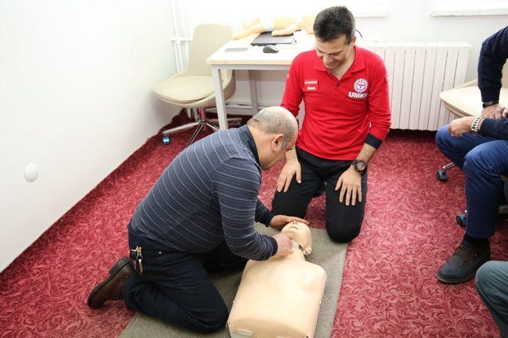 Özel İdare personeline ilk yardım eğitimi G4