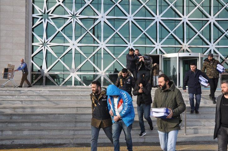 0850’li hatlara Kars polisinden 33 milyonluk operasyon G2