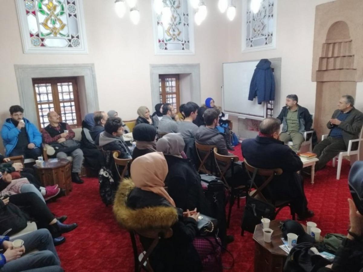 Zal Mahmut Paşa K&uuml;lliyesi&rsquo;nde &ldquo;İki &Ccedil;ay Biri A&ccedil;ık&rdquo; etkinliği