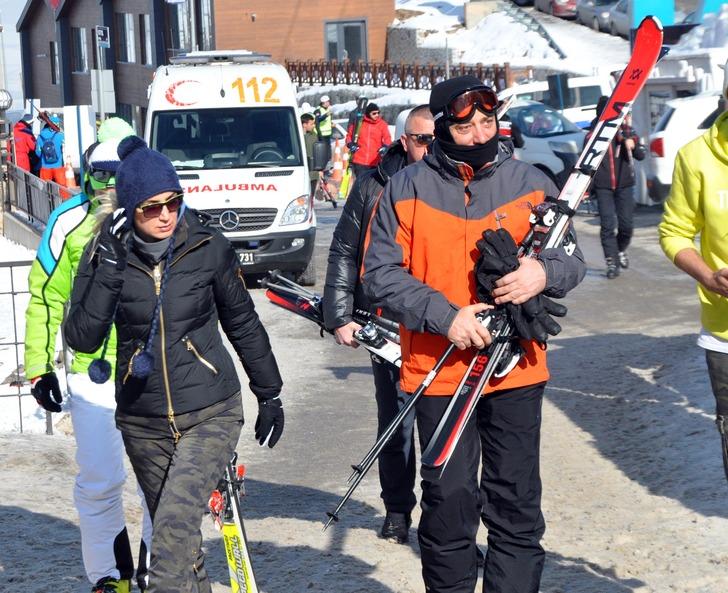 Ekrem İmamoğlu'ndan Palandöken tatili tepkilerine tek cümlelik yanıt G1