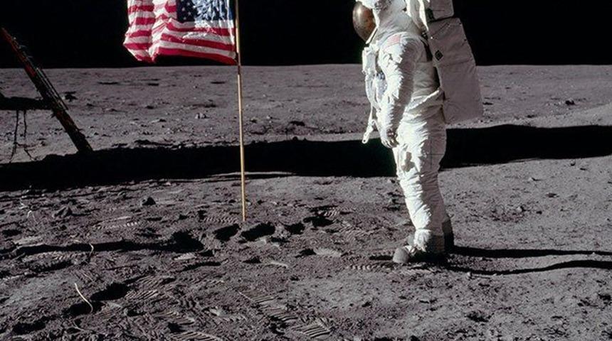 NASA astronotundan 'Ay fotoğrafı' itirafı