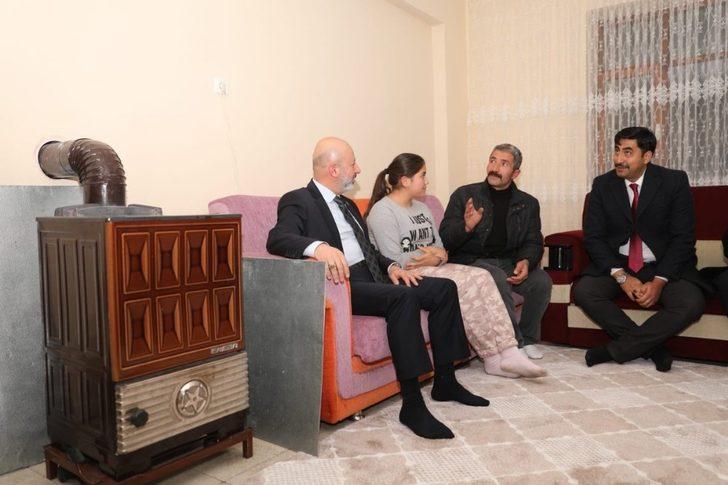 İşçi dostu Başkan Çolakbayrakdar’dan personele moral ziyareti G4