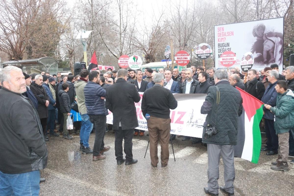 Adıyamanlı STK&rsquo;lar Kud&uuml;s i&ccedil;in tek y&uuml;rek oldu