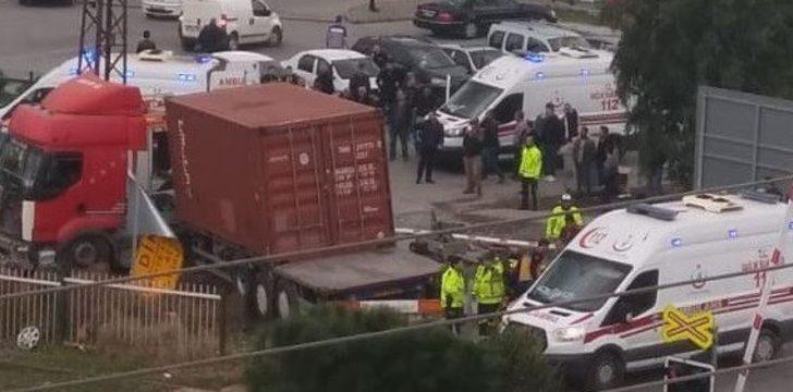 Söke’de tır otomobili biçti; 5 yaralı G2