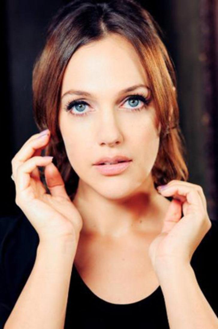 Meryem Uzerli doğurdu G3