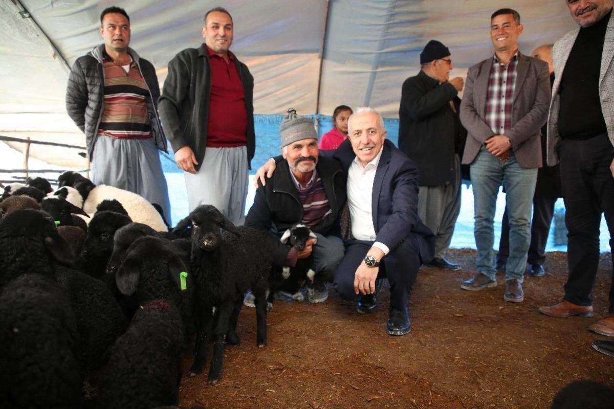 Başkan G&uuml;ltak, Huzurkent&rsquo;te Y&ouml;r&uuml;klerle buluştu