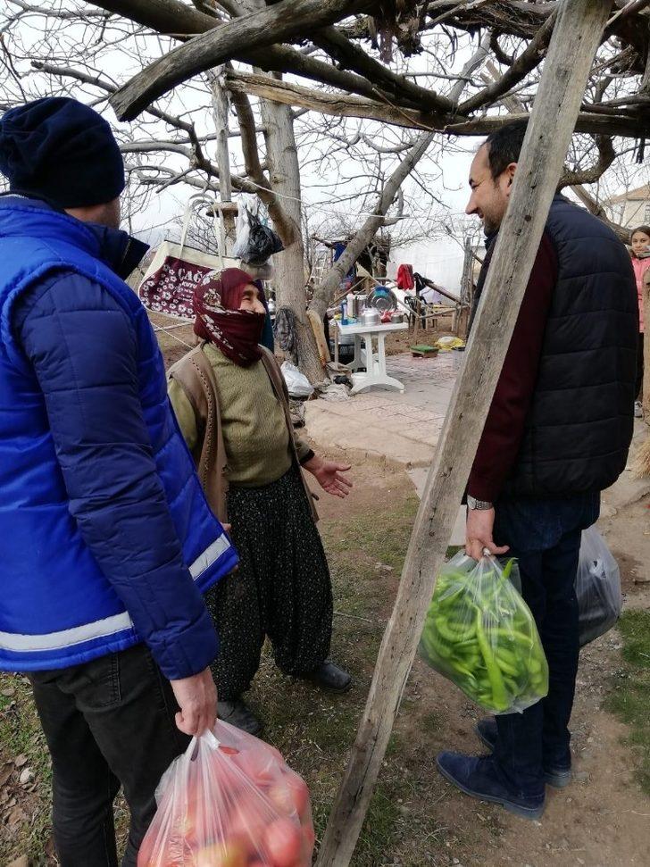 Büyükşehir’in depremzedelere desteği sürüyor G4